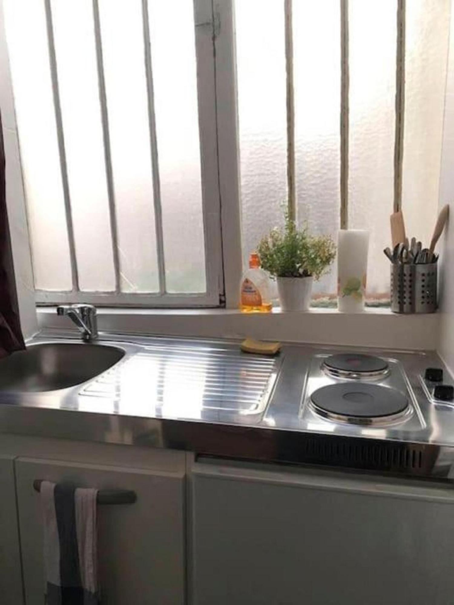 Maisonnette studio Parigi Esterno foto